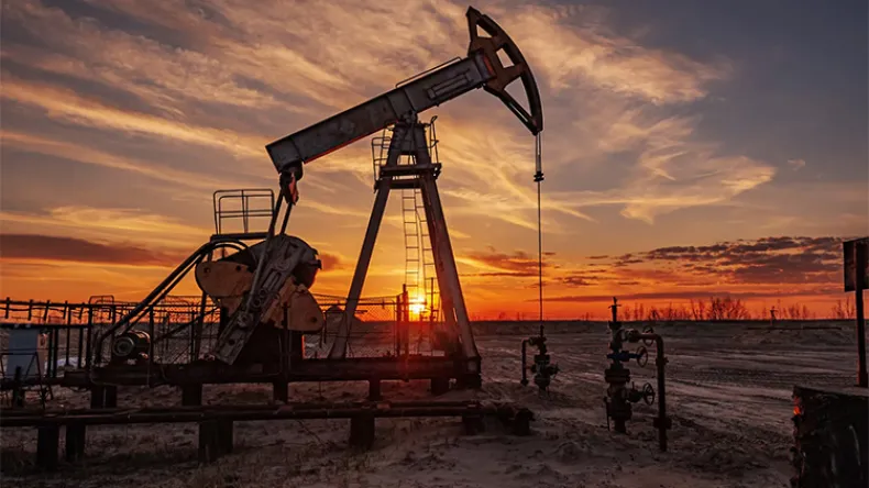Global Oil Prices Plummet on US-Iran Peace Deal