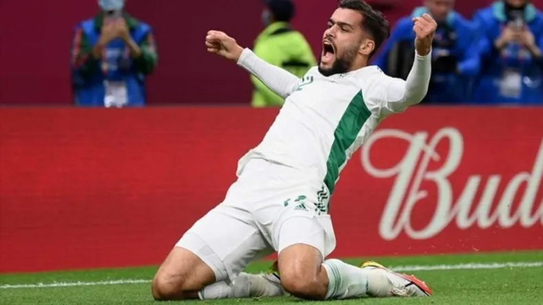 Algerian Defender Tougai Set for Esperance Exit Amidst Qatari and Libyan Interest