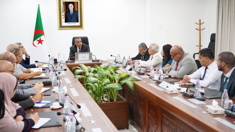 Minister Agal Reviews Key Energy Sector Files