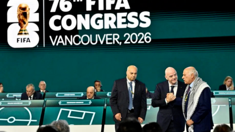 Palestinian FA Head Refuses Handshake With Israeli Counterpart at FIFA Congress