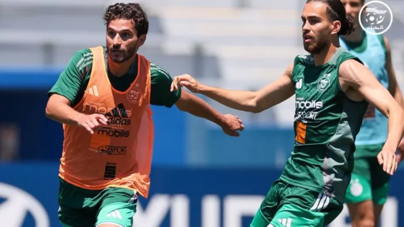 Lawrence, Kansas Embraces Algerian Football Team as 'Second Home'