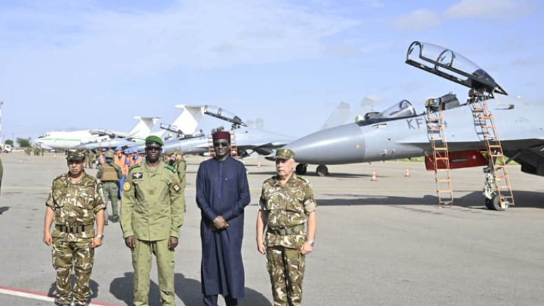 French Media Sound Alarm Over Algeria's Military Support for Niger