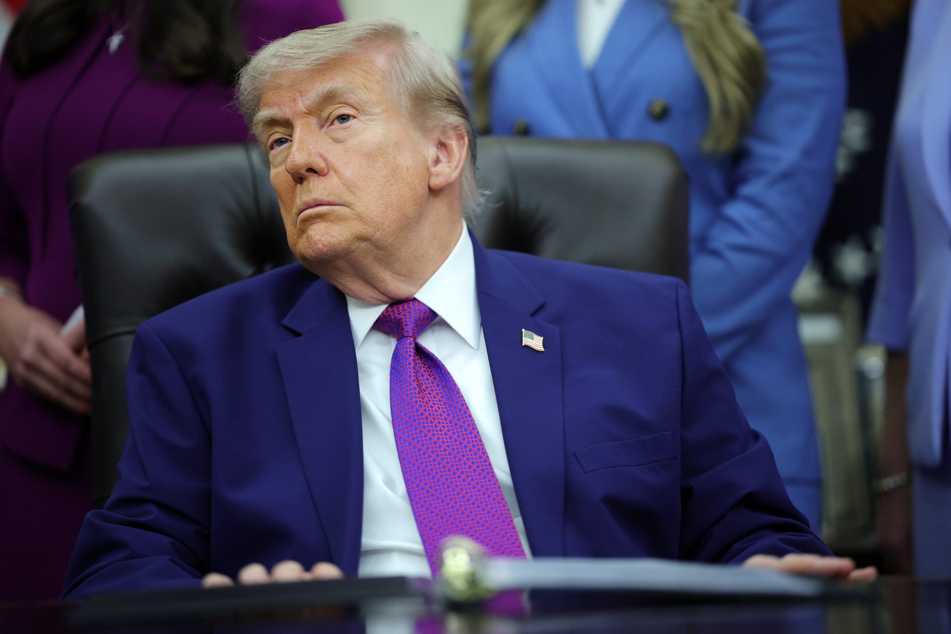 Trump's Iran Strike Suspension: A Strategic Stalemate in the Gray Zone