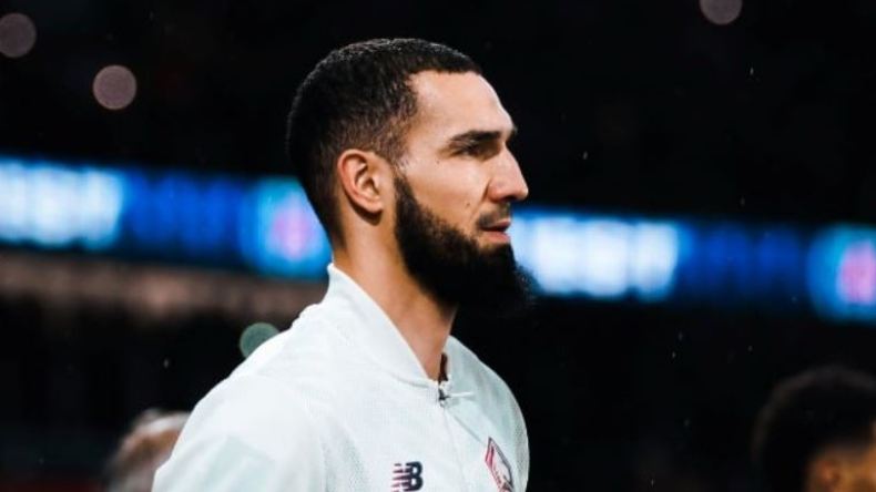 Lyon Enters Race for Nabil Bentaleb