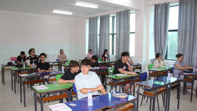 Algeria's Baccalaureate Exams Begin Smoothly Amidst High 'Free' Candidate Turnout