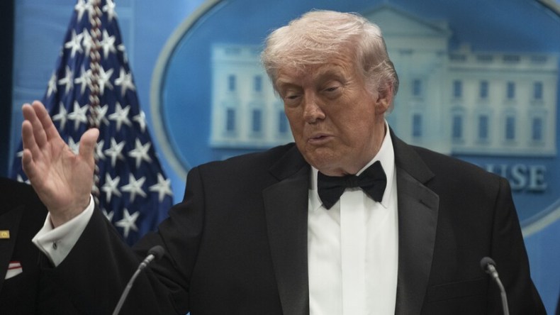 CENTCOM Commander Presents Iran Strike Options to Trump