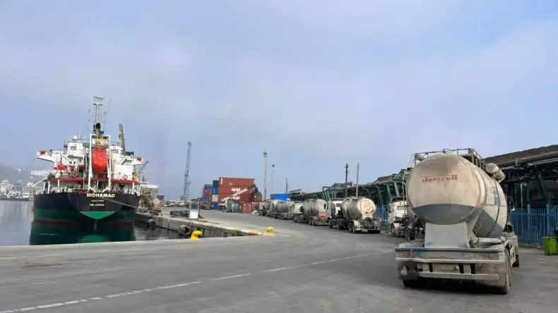 Skikda Port Initiates New Cement Exports to Libya Amidst Growing Demand