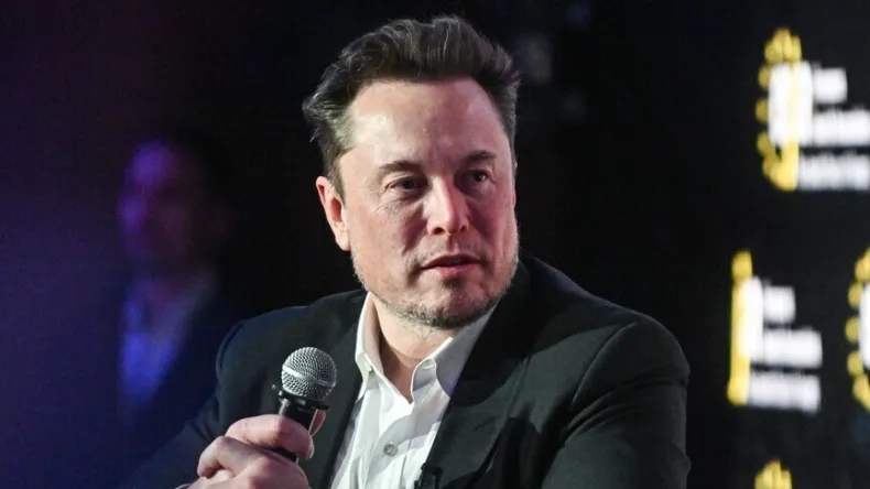 Elon Musk Becomes First Trillionaire as SpaceX Soars in Record IPO