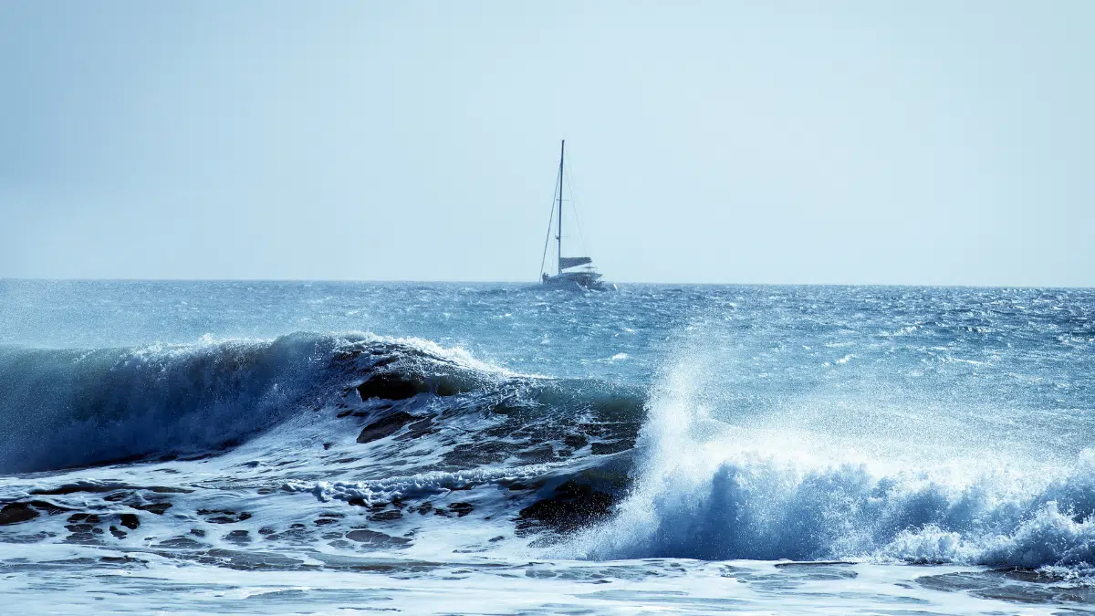 French Couple Dies in Boat Capsizing Off Algerian Coast