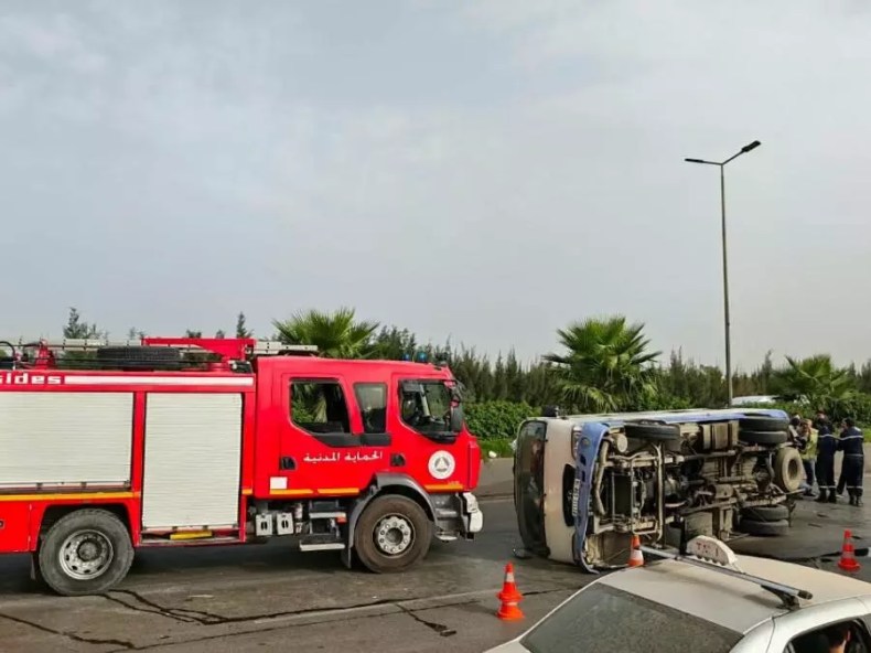 Fatal Traffic Accident Claims One Life, Injures Nine in Blida