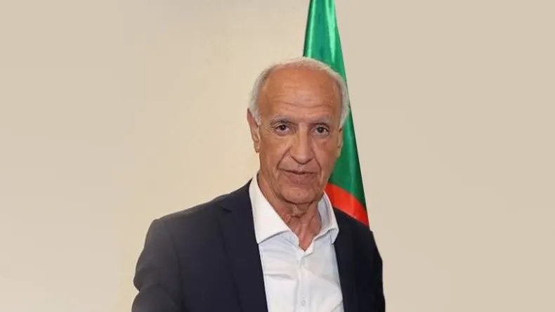 USM Alger Sporting Director Accuses Chairman of Sabotage, Demands Full Authority