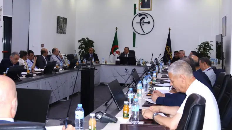 Algeria Facilitates Foreign Exchange for Travel Via New Payment Card Directives