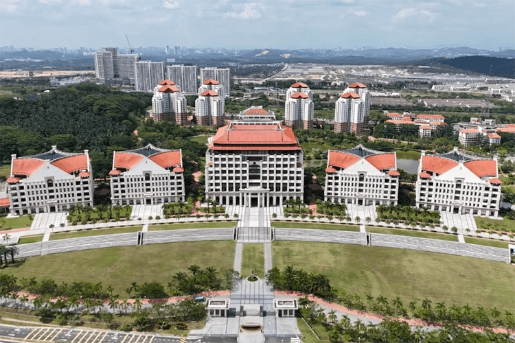 Malaysia Education Fair Opens Doors for Algerian Students