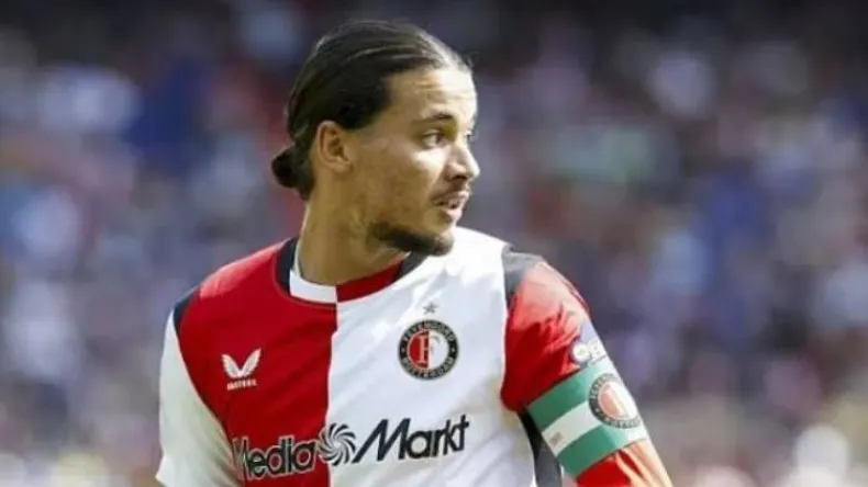 Anis Hadj Moussa Returns to Feyenoord Squad Amidst Transfer Speculation