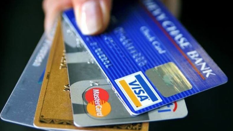 Algerian Banks Expedite International Card Issuance to Seven Days