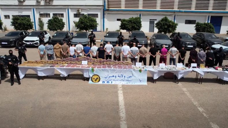 Oran Authorities Bust Major Cocaine Ring, Arrest 20