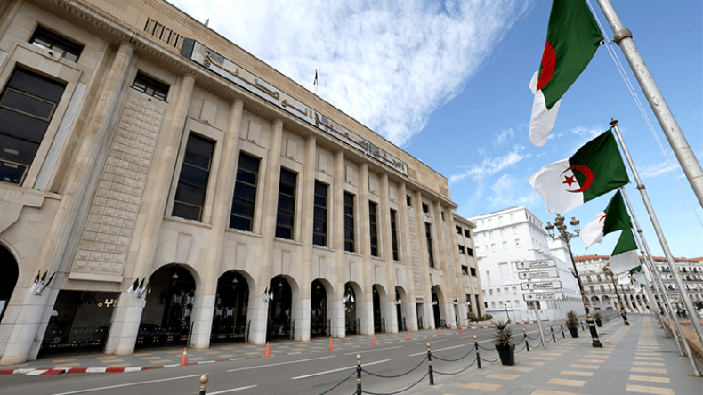 Algerian Parliament Report Uncovers Red Meat Sector Crisis, Proposes Digitalization and Breeder Support
