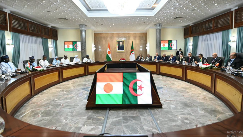 Algeria and Niger Boost Bilateral Ties in Algiers Talks