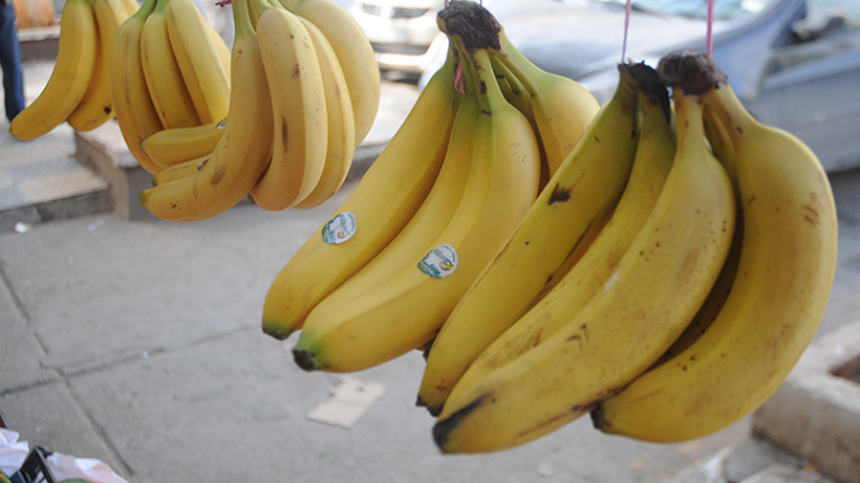 Algeria Implements New Measures to Regulate Banana Imports, Driving Down Prices