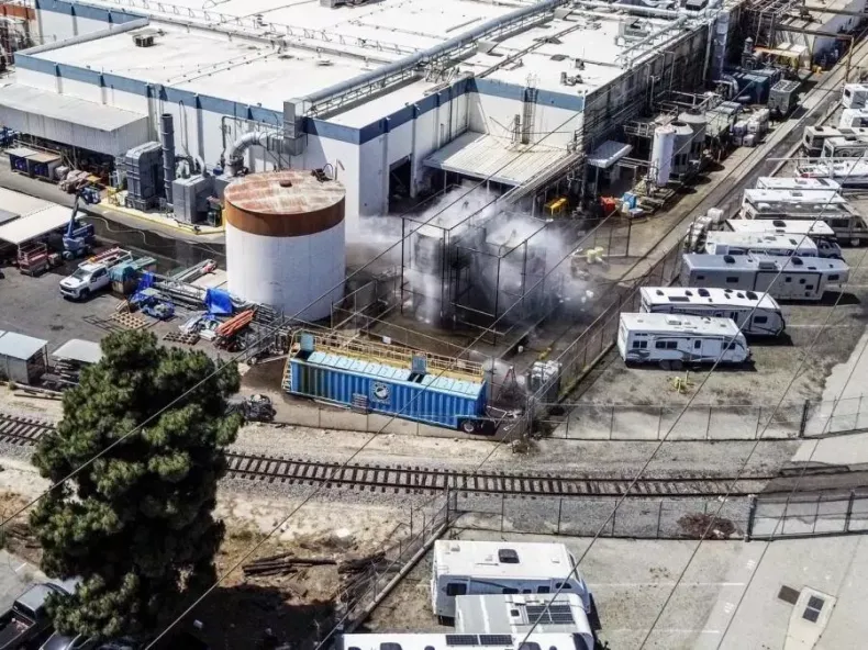 California Chemical Leak Prompts Mass Evacuation