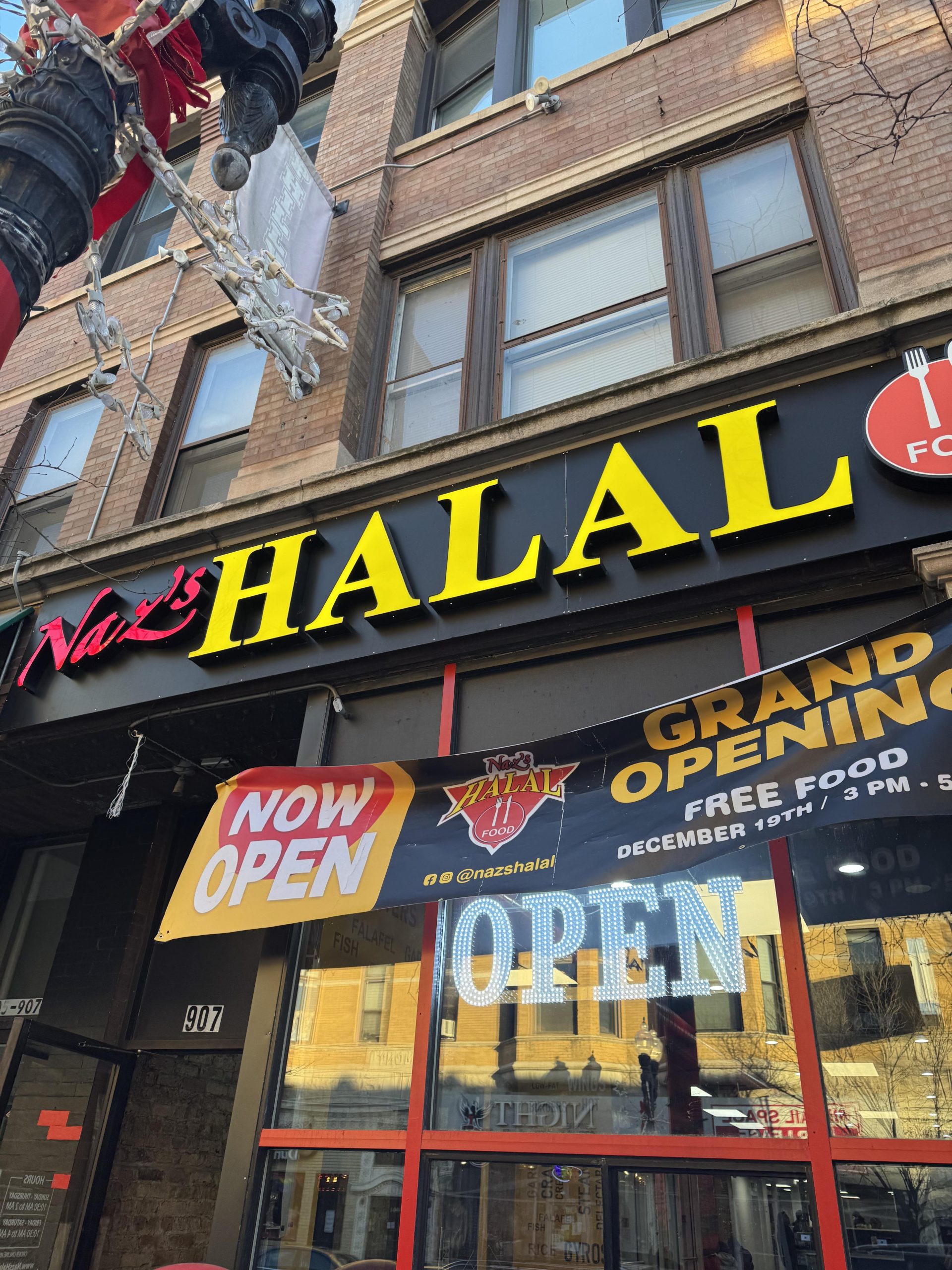 new-halal-chicken-over-rice-place-just-opened-up-on-belmont-v0-3zh0t1z7e88g1